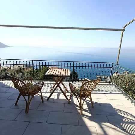 Terrazzo Sul Mare *